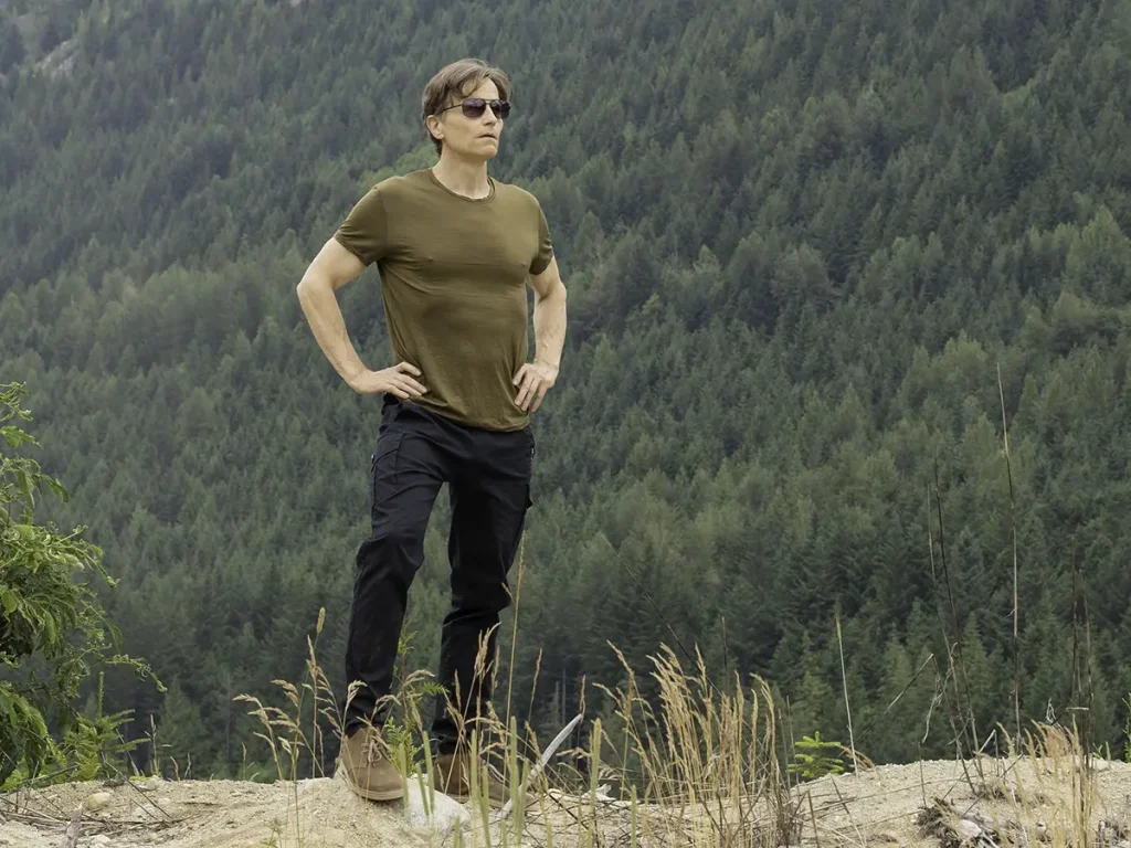 Men's olive merino wool T-shirt and black organic cargo pant outfit